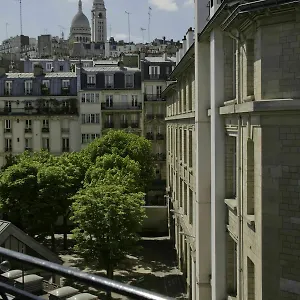  Hostal Le Montclair Montmartre By River