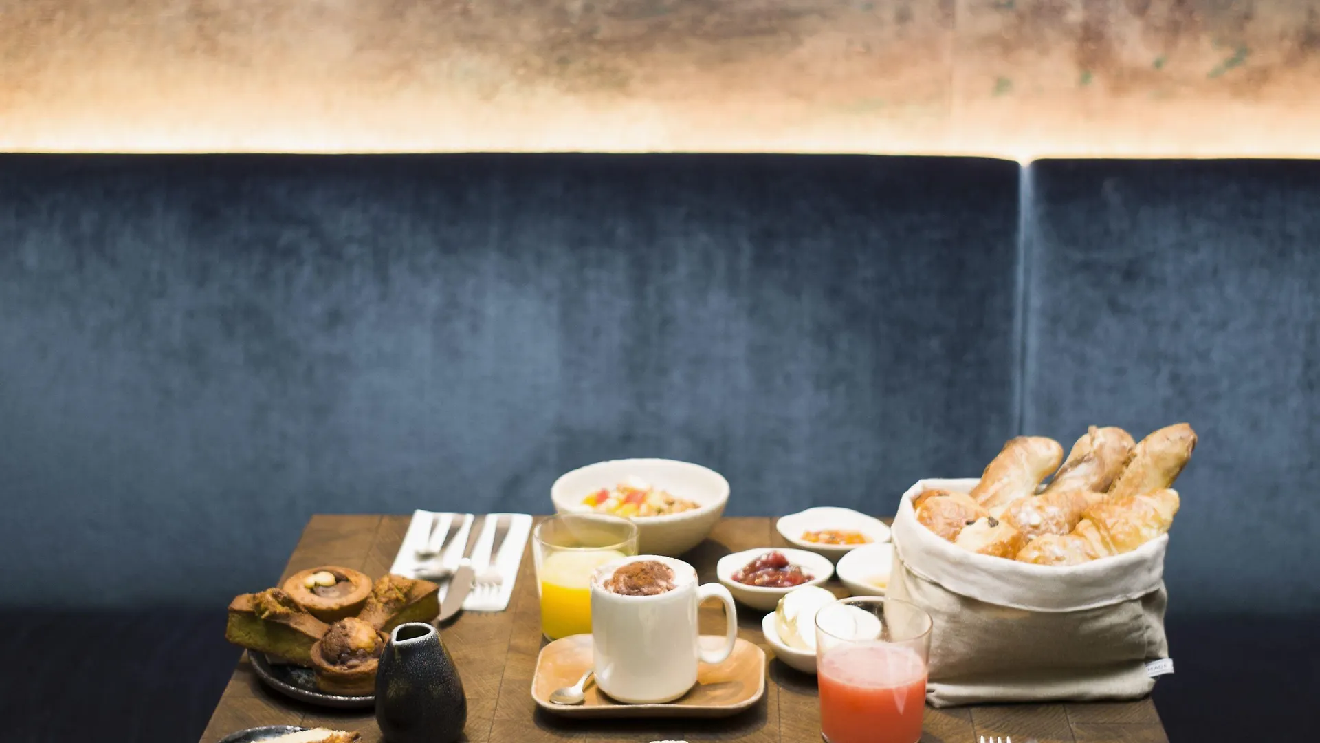 פריז Hotel National Des Arts Et Metiers 4*,  צרפת